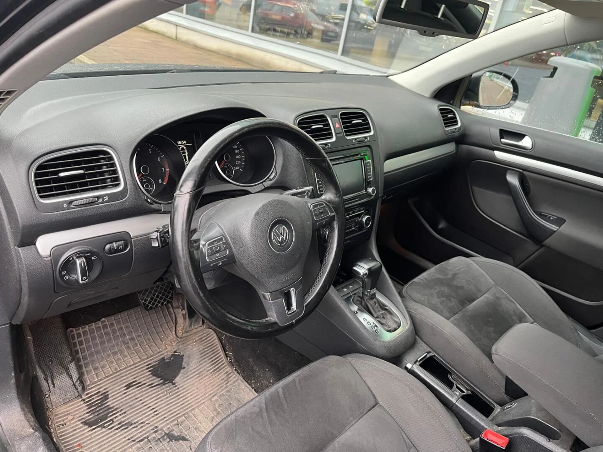 Car Image - 32ZWlsgduz39qlVMl4Rot6