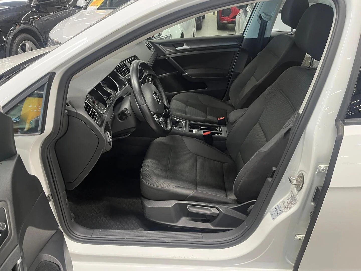 Car Image - 3dCzlJPFkk2h3gde6VynnI
