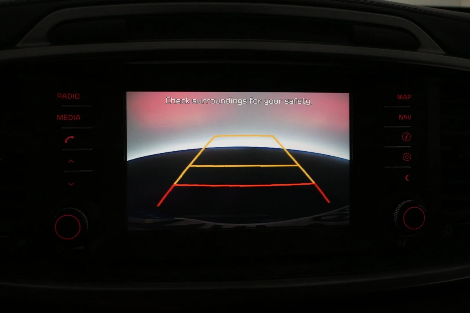Car Image - 1J4WAiJMBYRmWknlWVXm0p