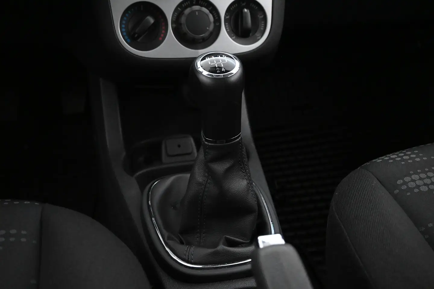 Car Image - 2chwL3wwPUT0tnZfr1Zl1V