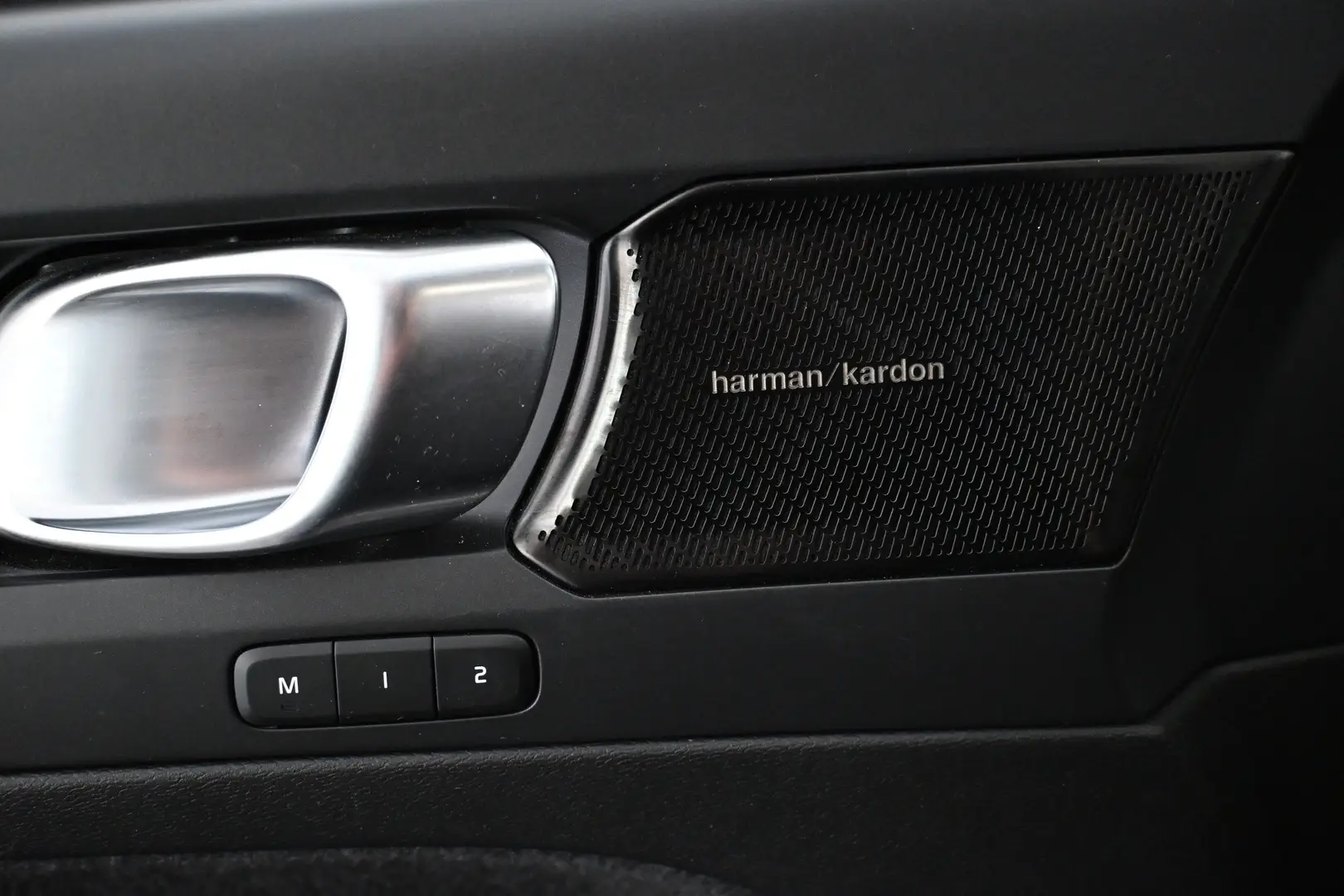 Car Image - 4aURNRpPGONkc6OGRzjAGq
