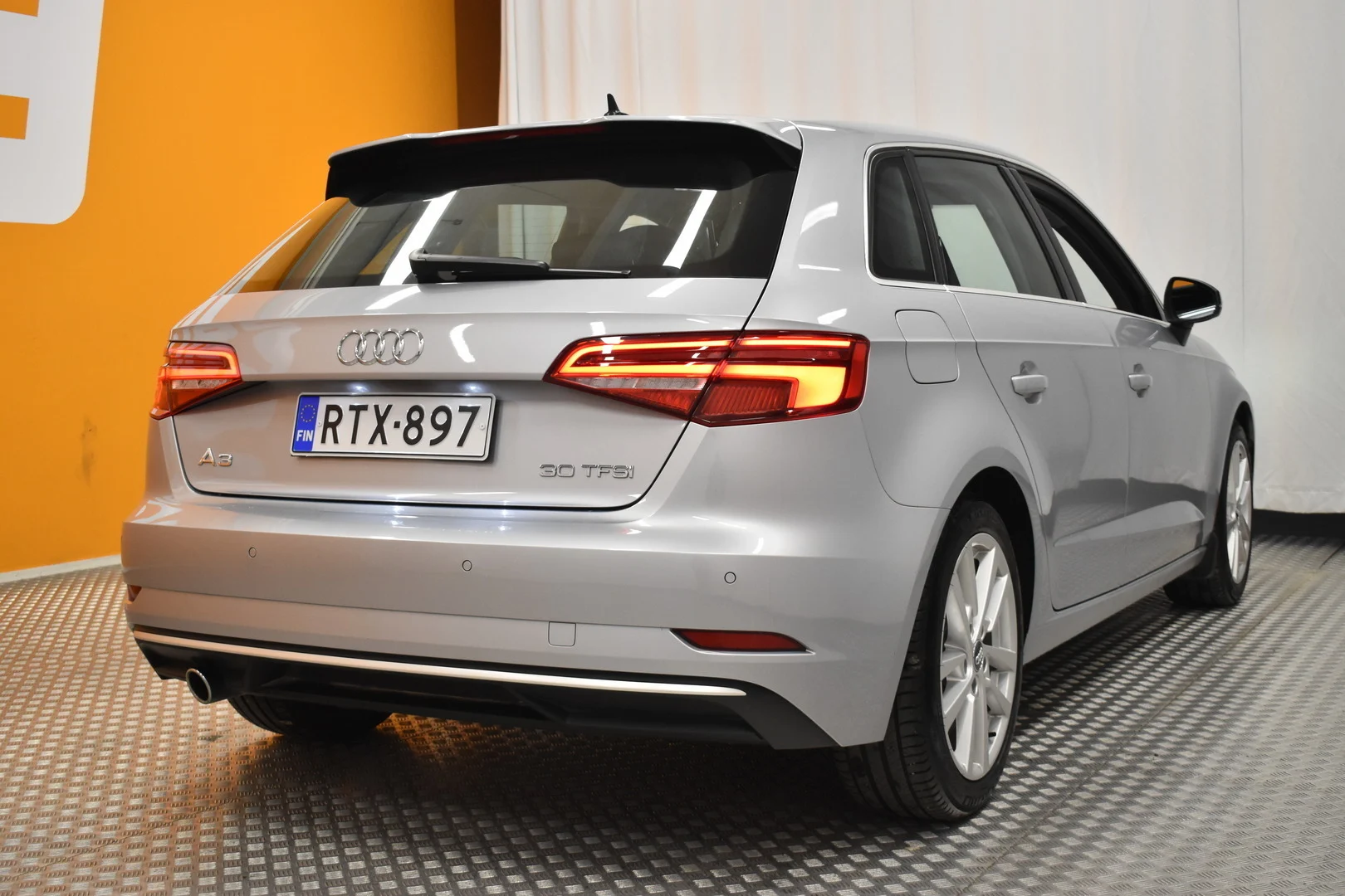 Car Image - 1loj65A7C8ySGAd7qCVgAy