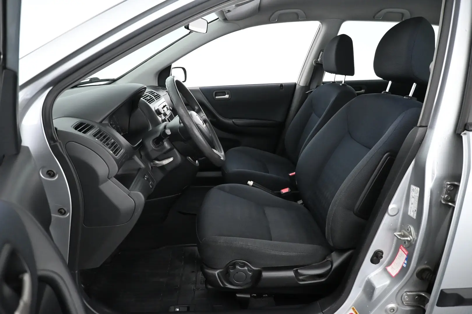 Car Image - 4pfNyX3dTTF3t1UAb7V4rS