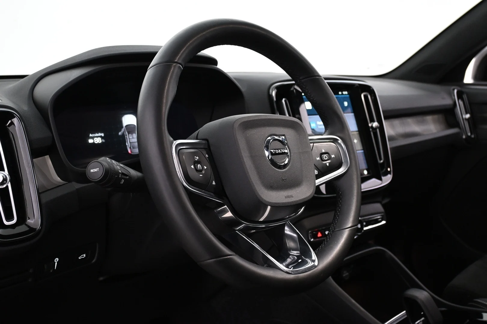 Car Image - 6YXnbaEswxtyQ6jQyCPNtD