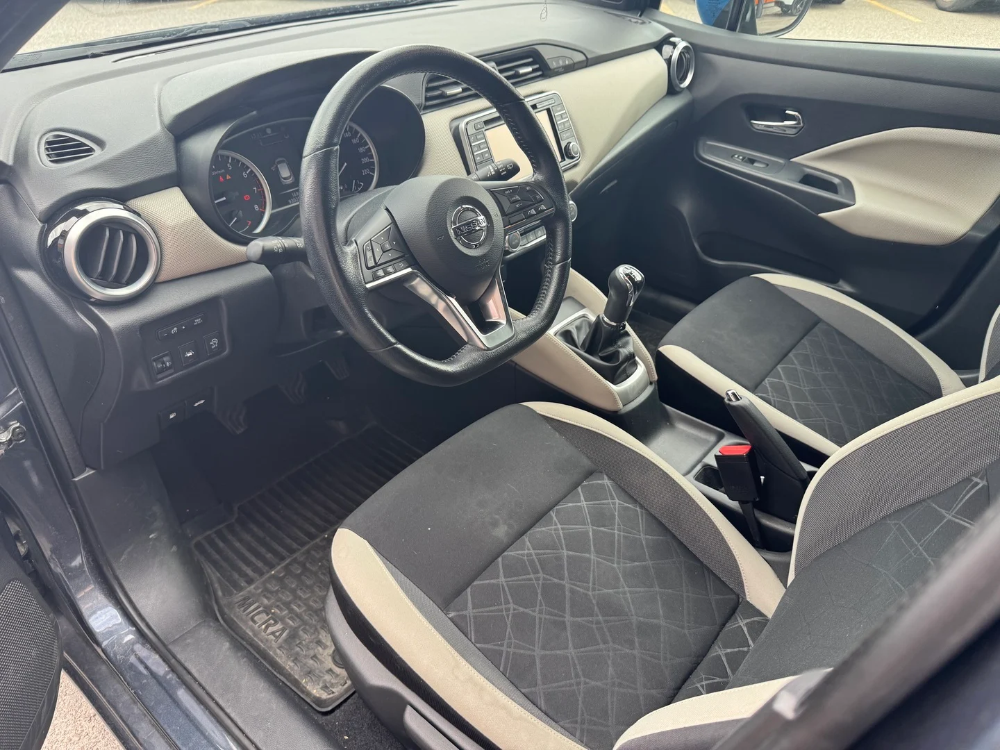 Car Image - 46AQDGh2HAm511o2cVZ4Dz