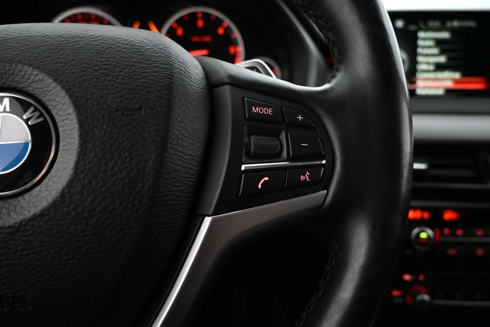 Car Image - 4ygo7BU9pEZjZ2DURR0zsG