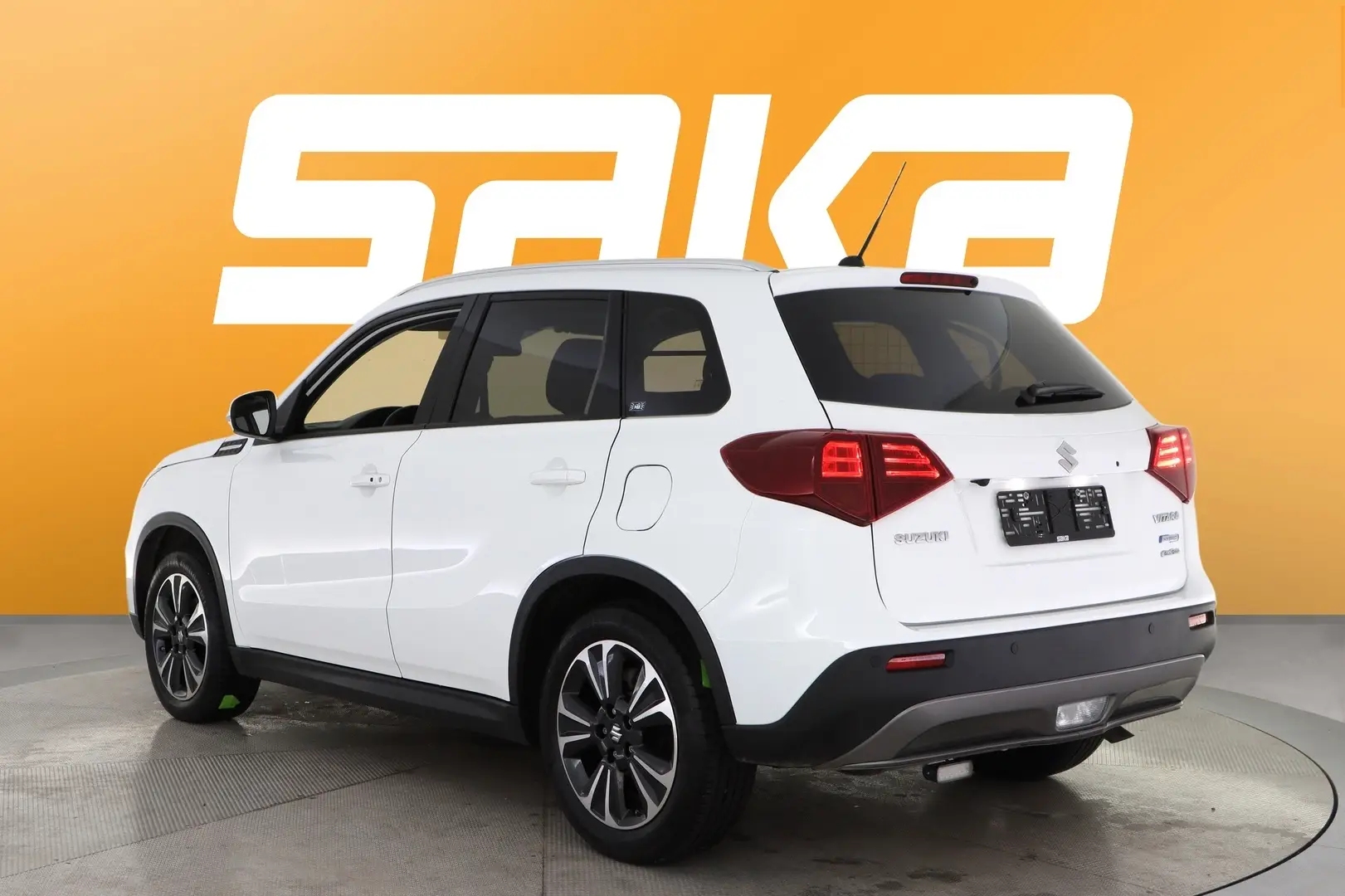 Car Image - 393NHazMXLg35TceCa4sGV