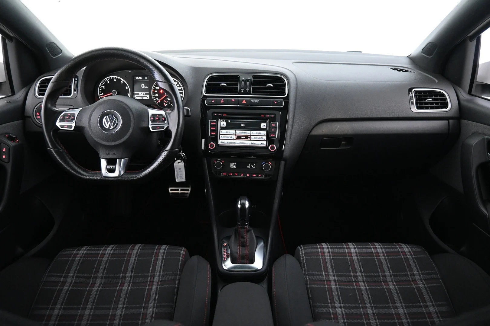 Car Image - 5nGQ3digkYcNo2KCEdI6tr