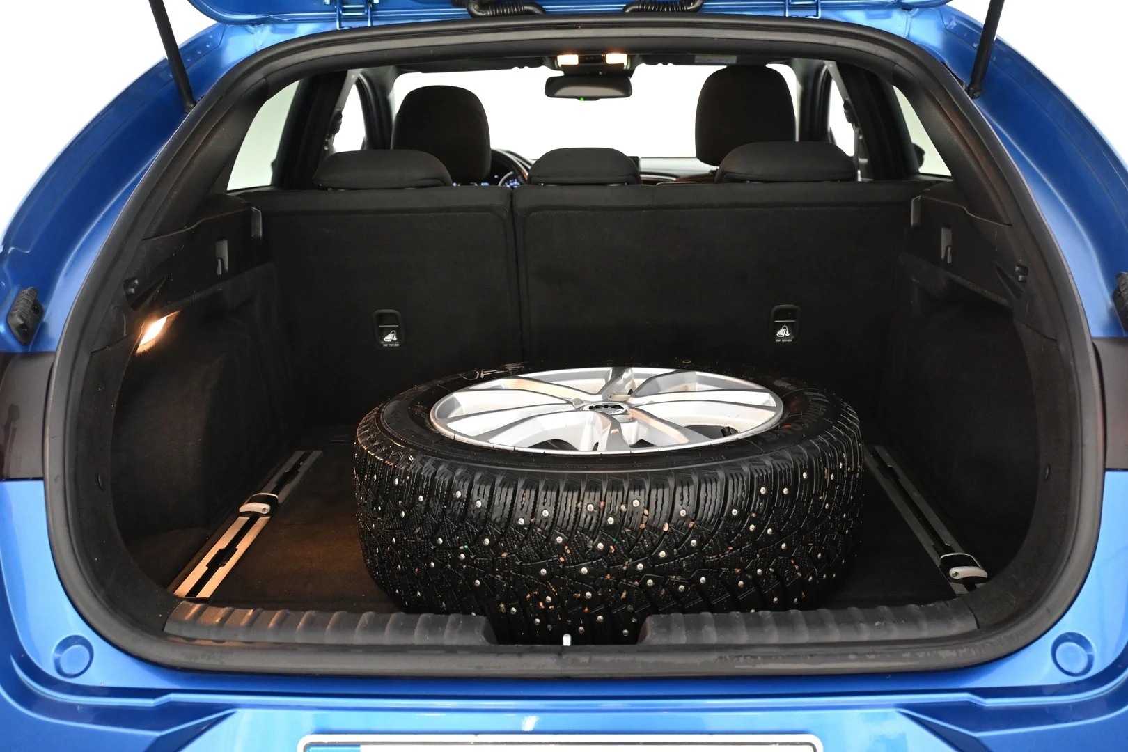 Car Image - 1NQToc14EJlLjwNPHYqYEX