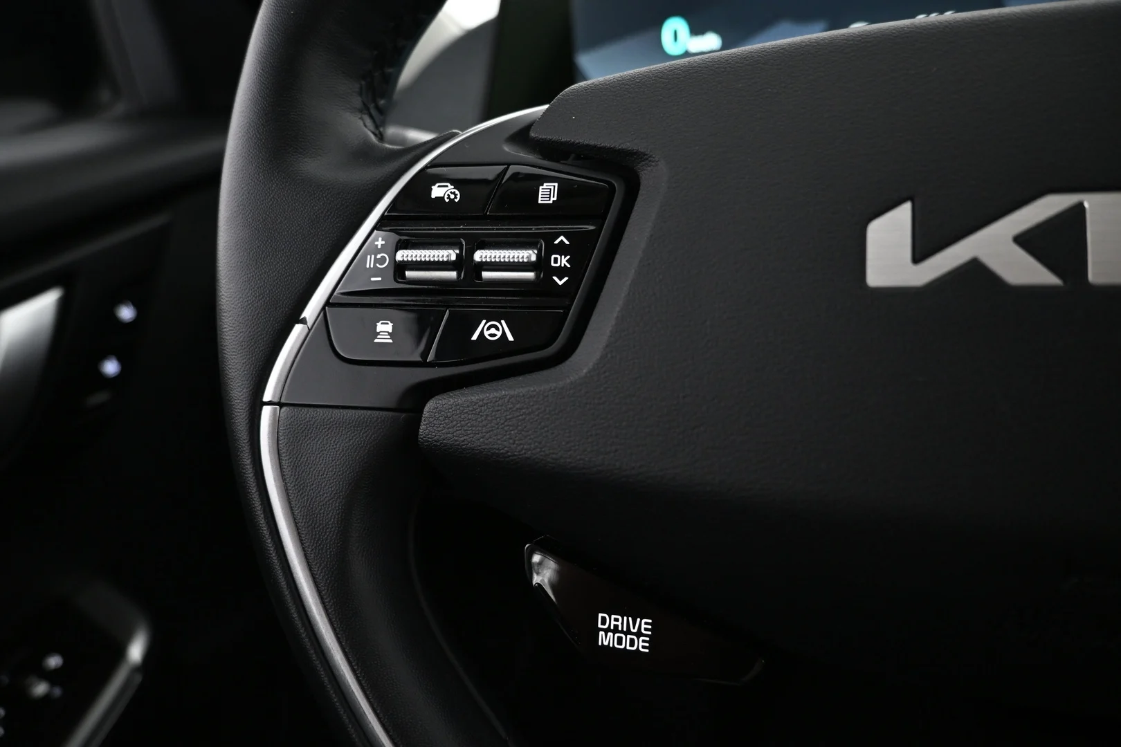 Car Image - 4tJHSfI9rLB20k3KYrvset