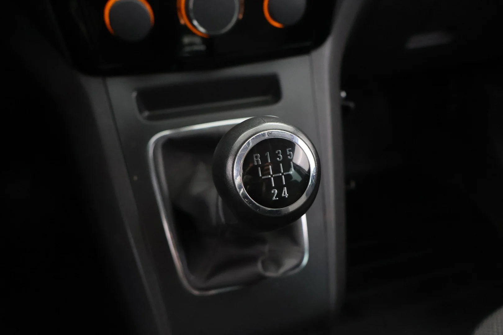 Car Image - 6anzIA0h9ACnwlI7hfcxMh