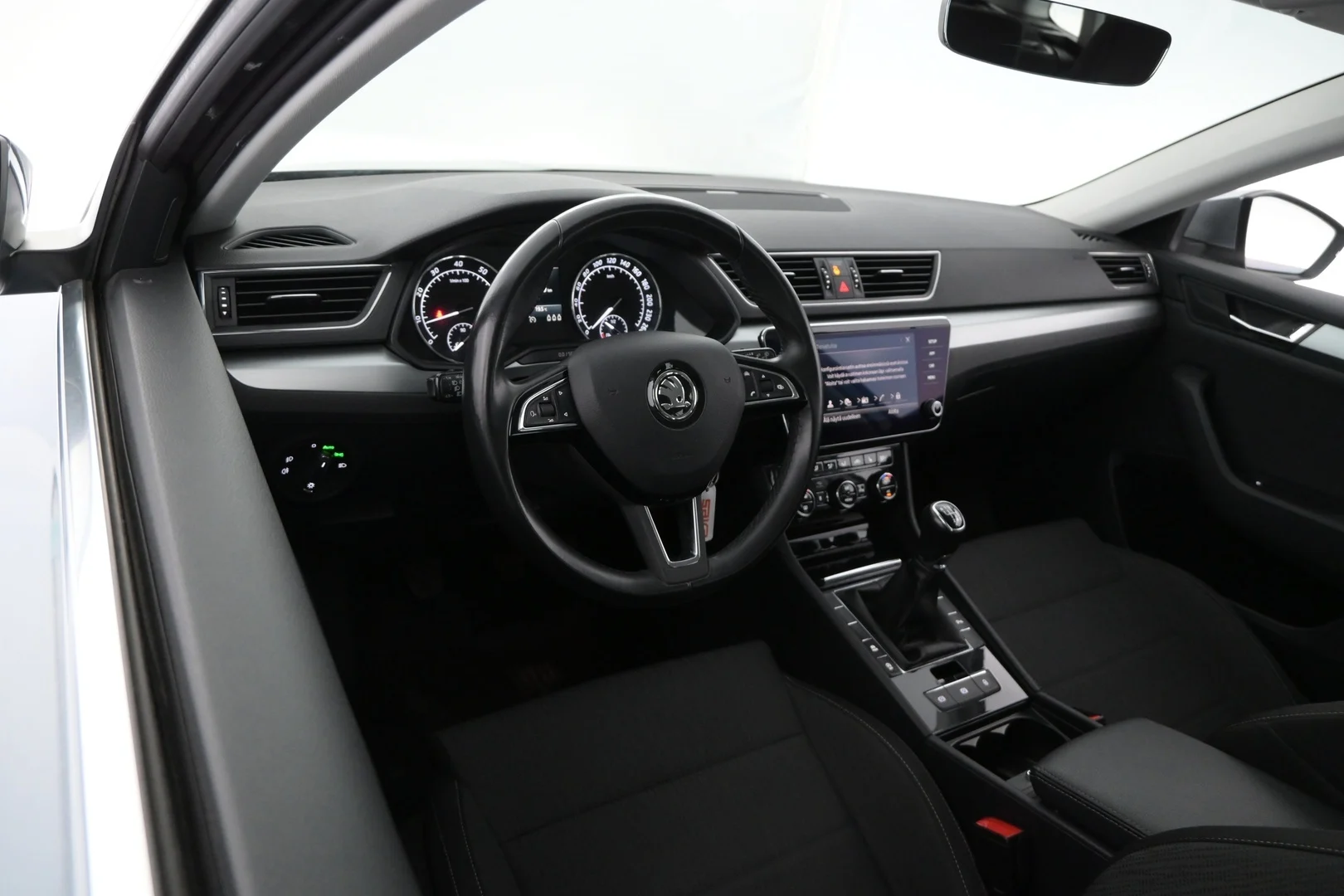 Car Image - 1ryeP99802bNxZPNWdk3Ng