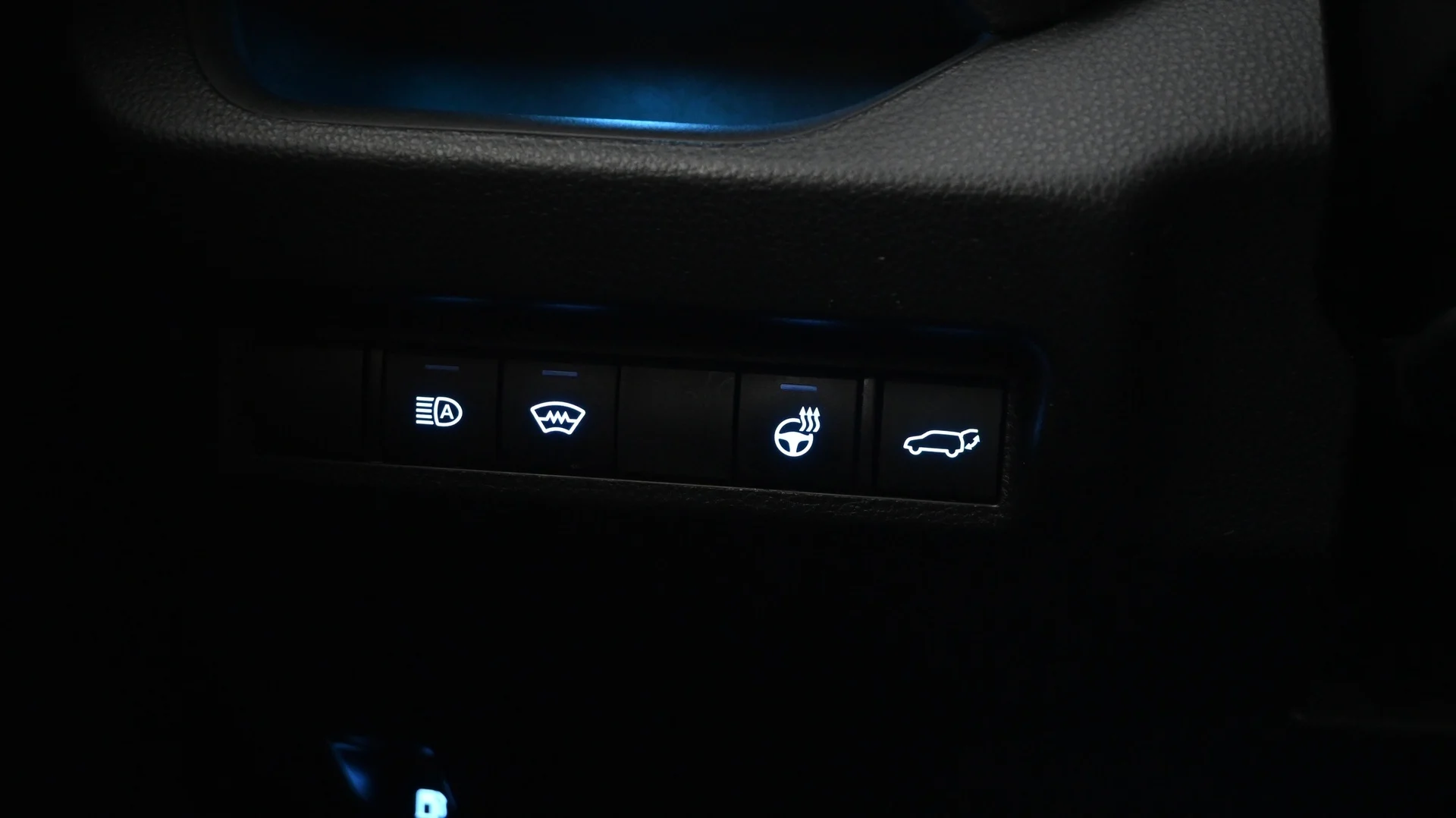 Car Image - 6Fhsnxeh9woKPK7gj6FCGa