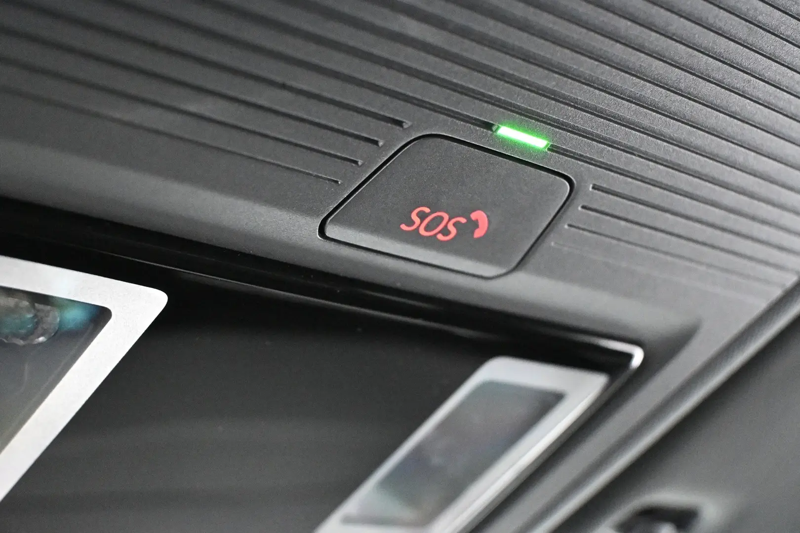 Car Image - DvZBINyq8JNIeirTfnZka