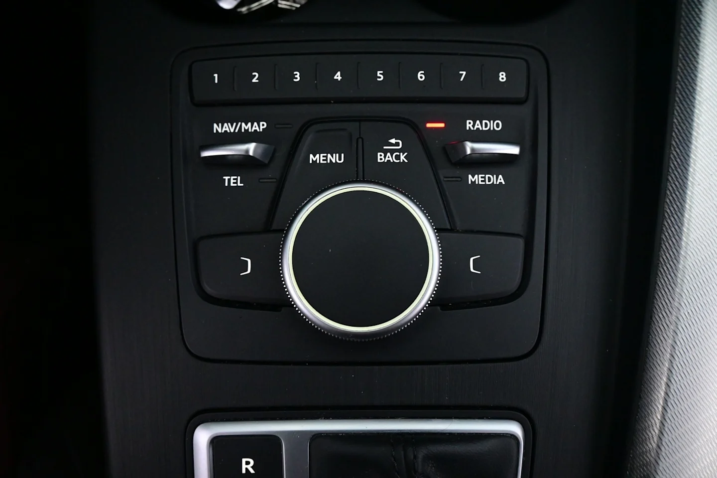 Car Image - 5uSb6BcDrAA3kCv97OmFSy