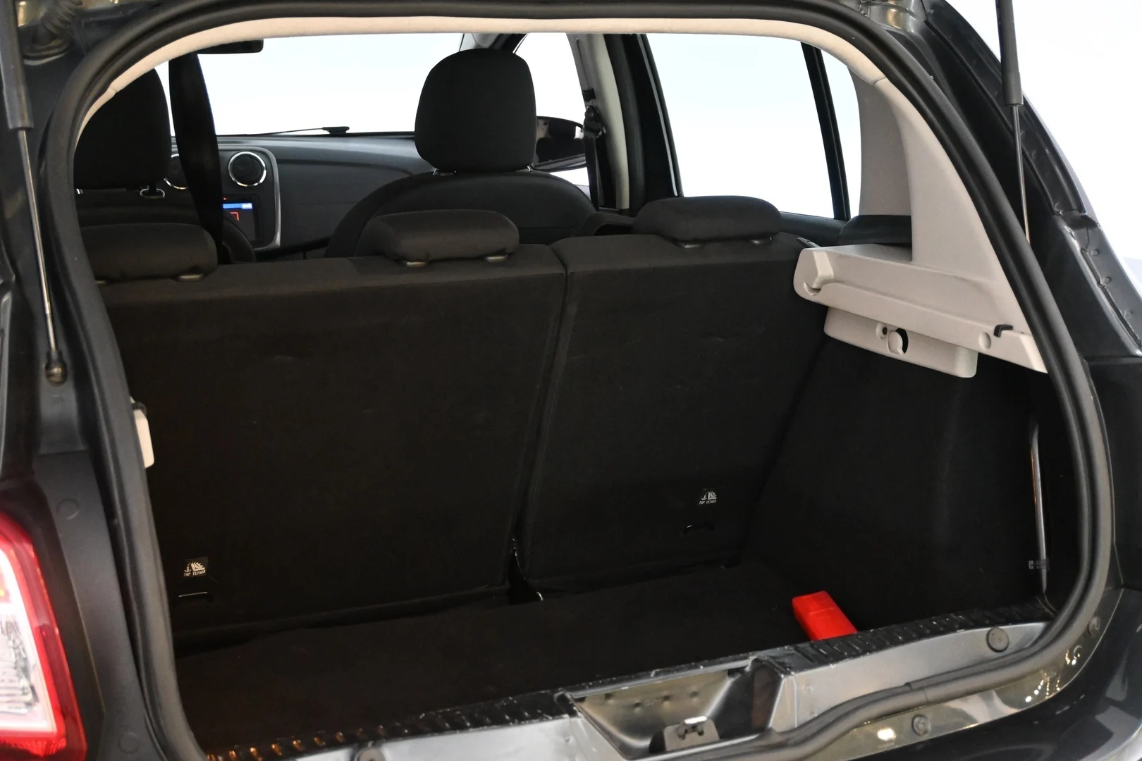 Car Image - 4uzpnQkP3BIMNKGzg7yHa0
