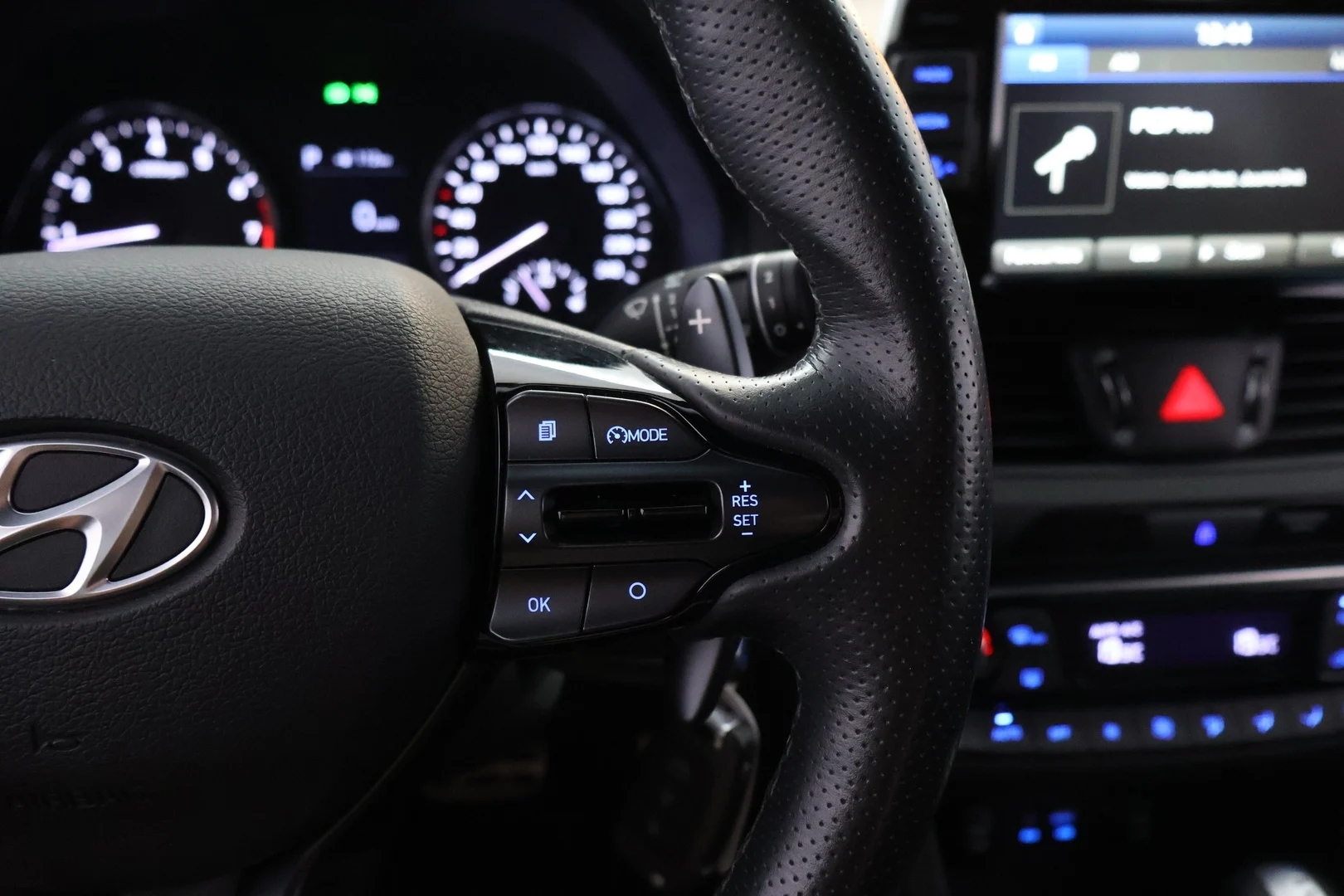 Car Image - 5LGhfiuGlMt9J4Jn30pWRu