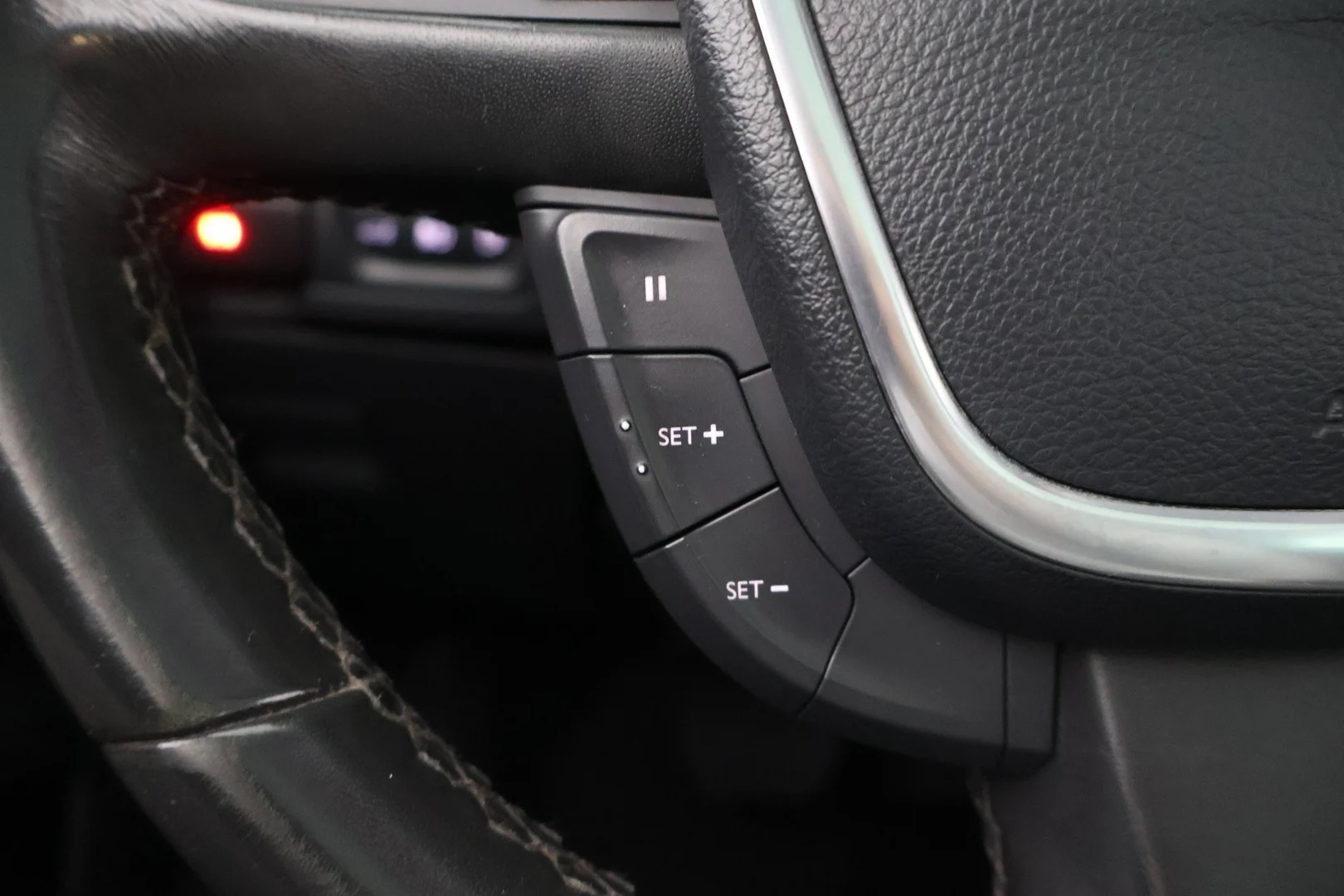 Car Image - 6wFLSK8PsRvrGyzjXXopZo