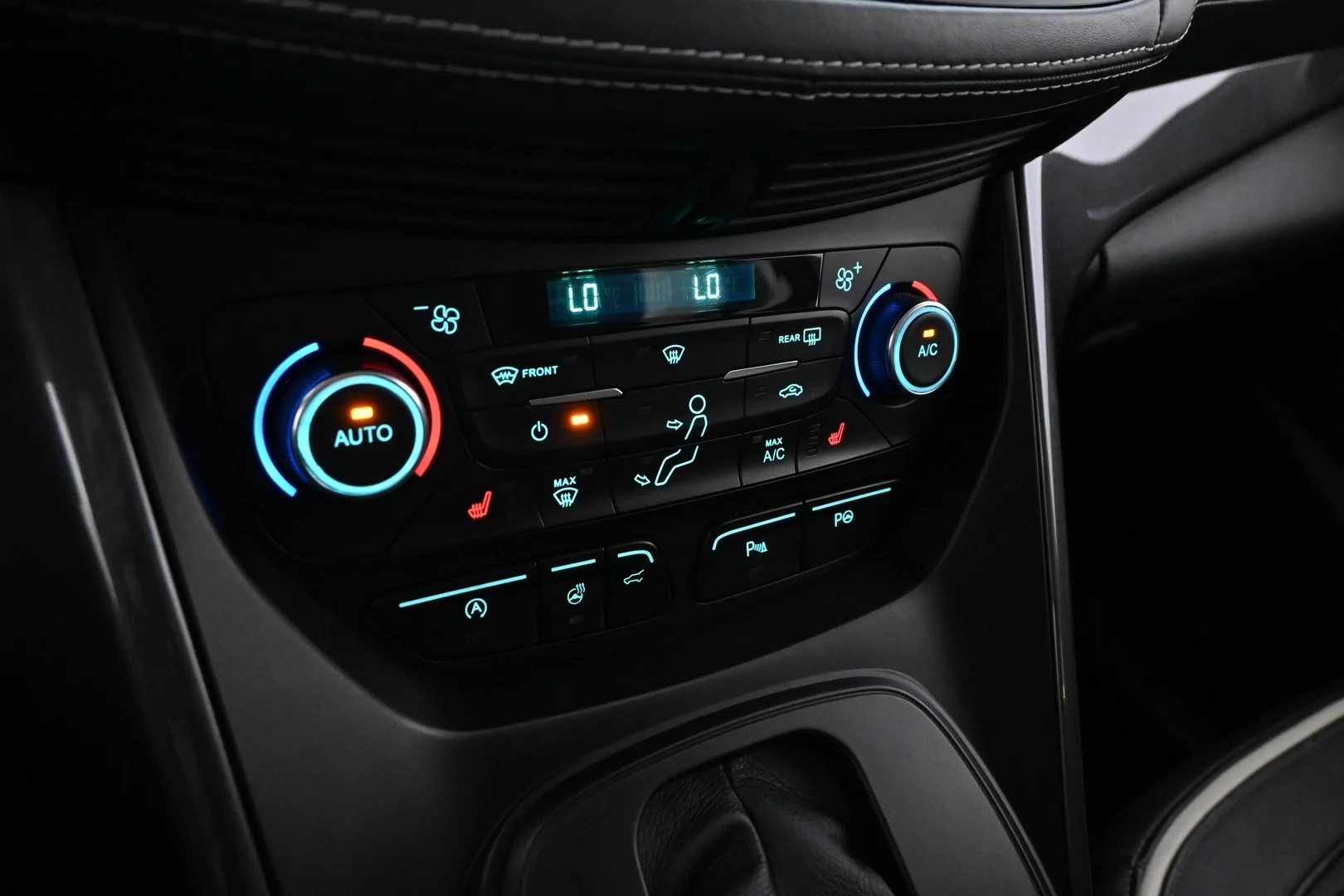 Car Image - 6DEiTKVOtGw8oIcL0jeXz1