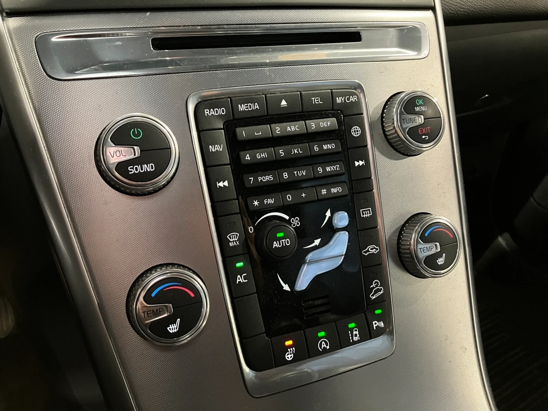 Car Image - 2So8T6UE2o6cCi0J5urdNU