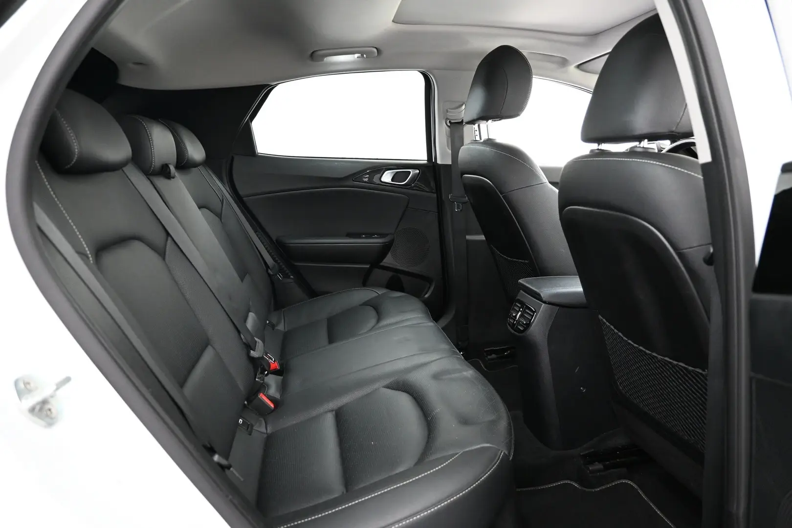 Car Image - 3LZ75KXE67KjWyX74ImFdJ