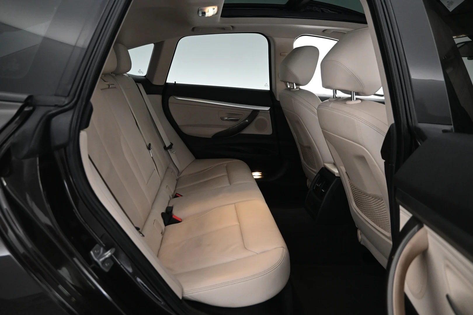 Car Image - 5RZBEC5P4TMxf0KPL1h6Mt