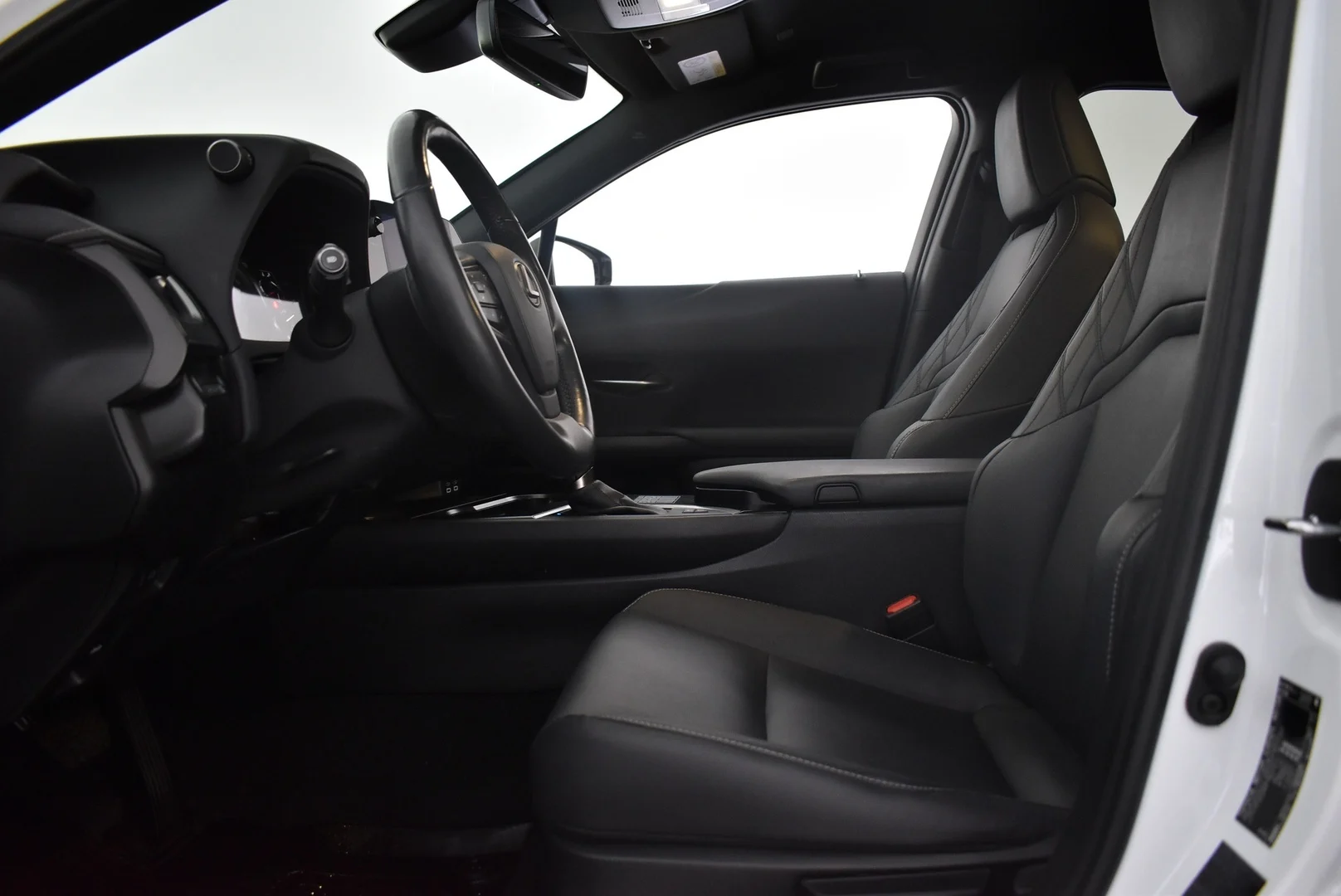 Car Image - EXIhqFwpa6WmRnGrJrTT1