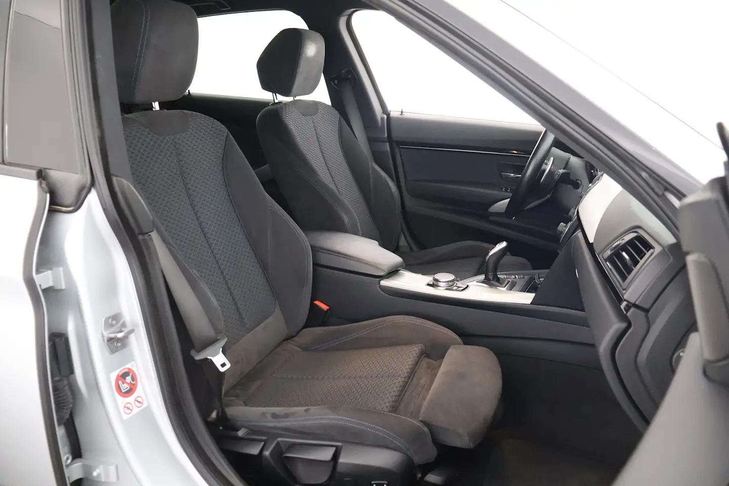 Car Image - 7knMimVKxbddLfiI77f1jp