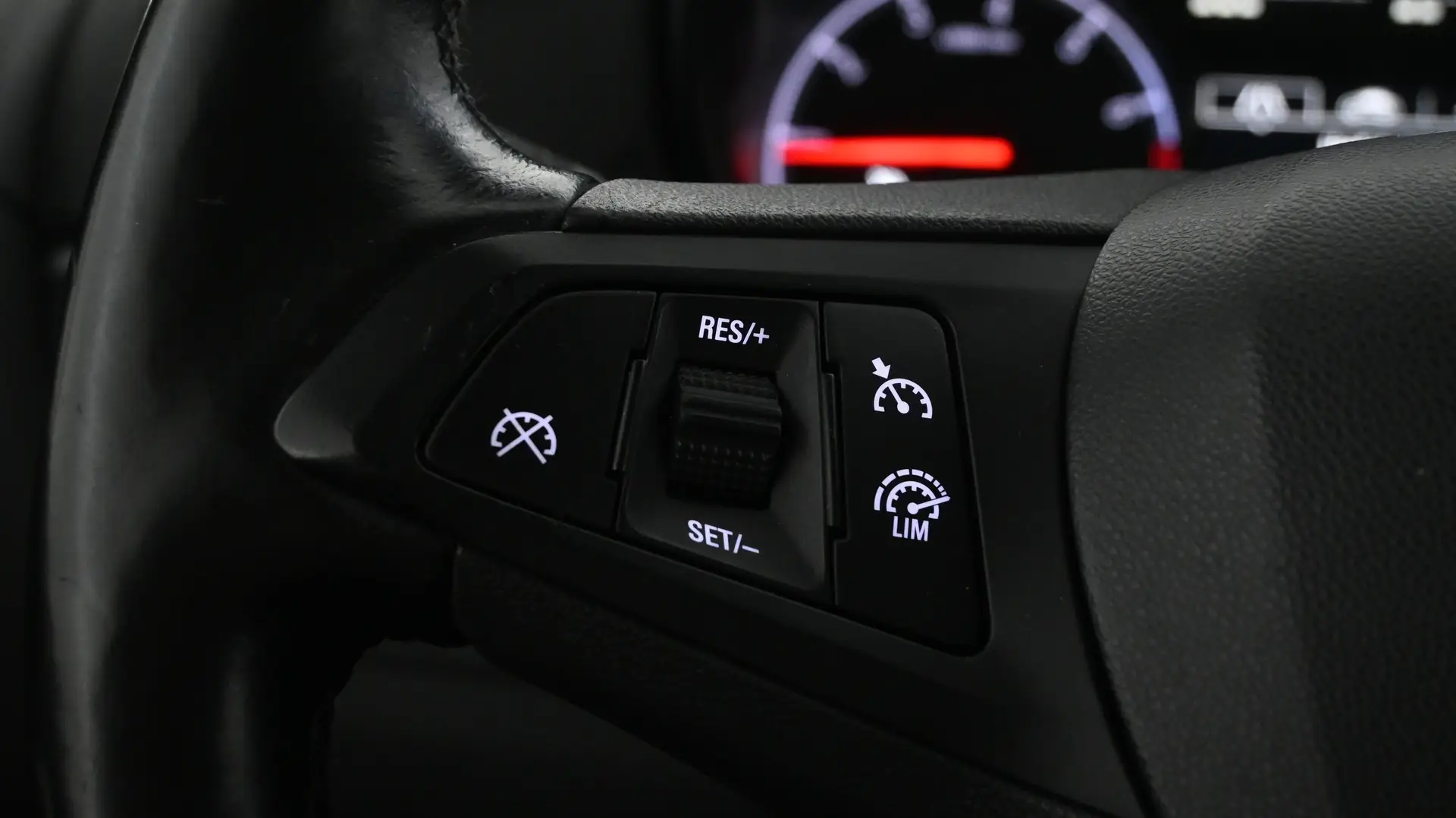 Car Image - 5sXyNd5KJ7aGlxpsSNqoac