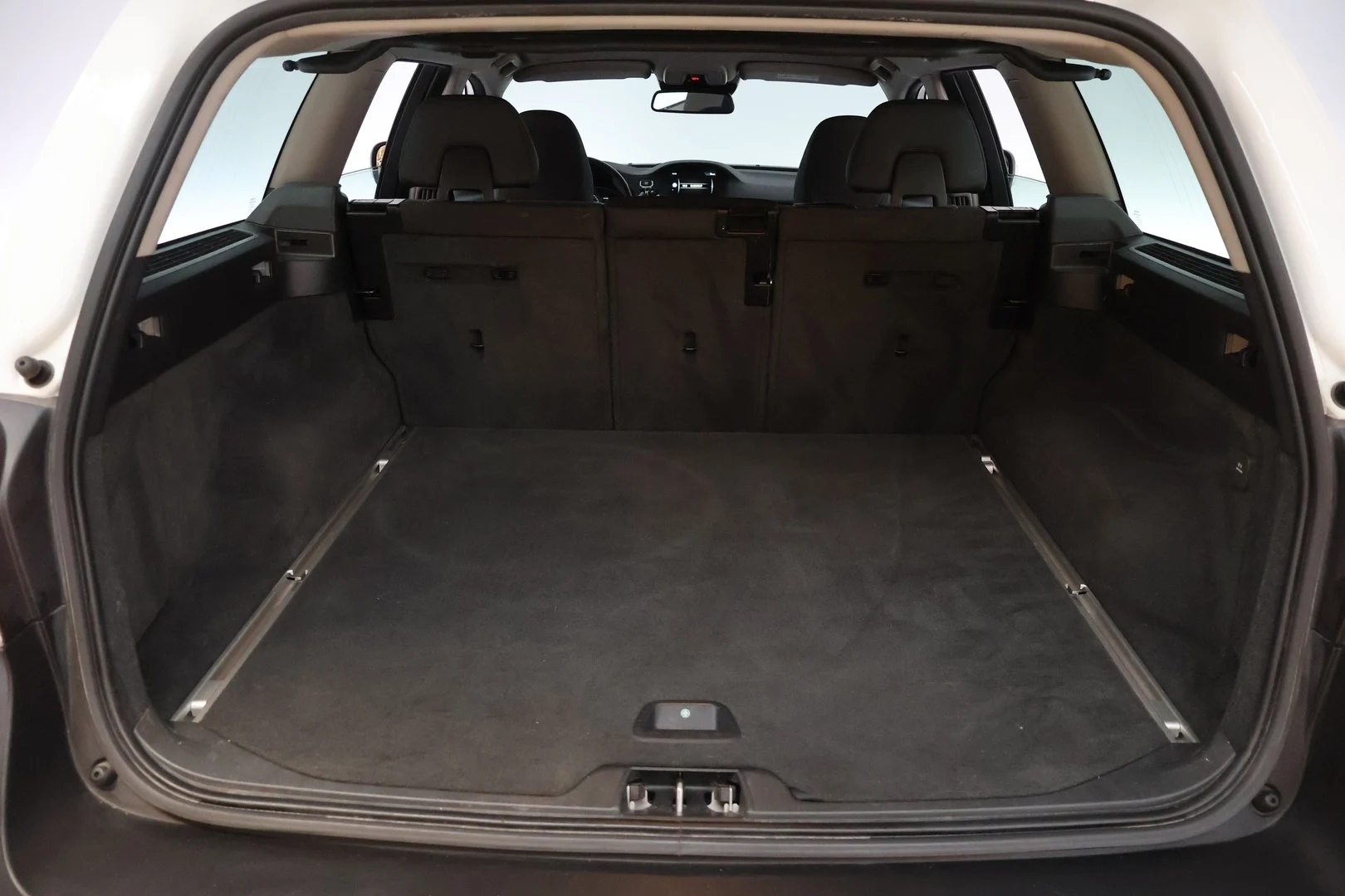 Car Image - 6CRqyIO06ZDgjglBHBUc2g