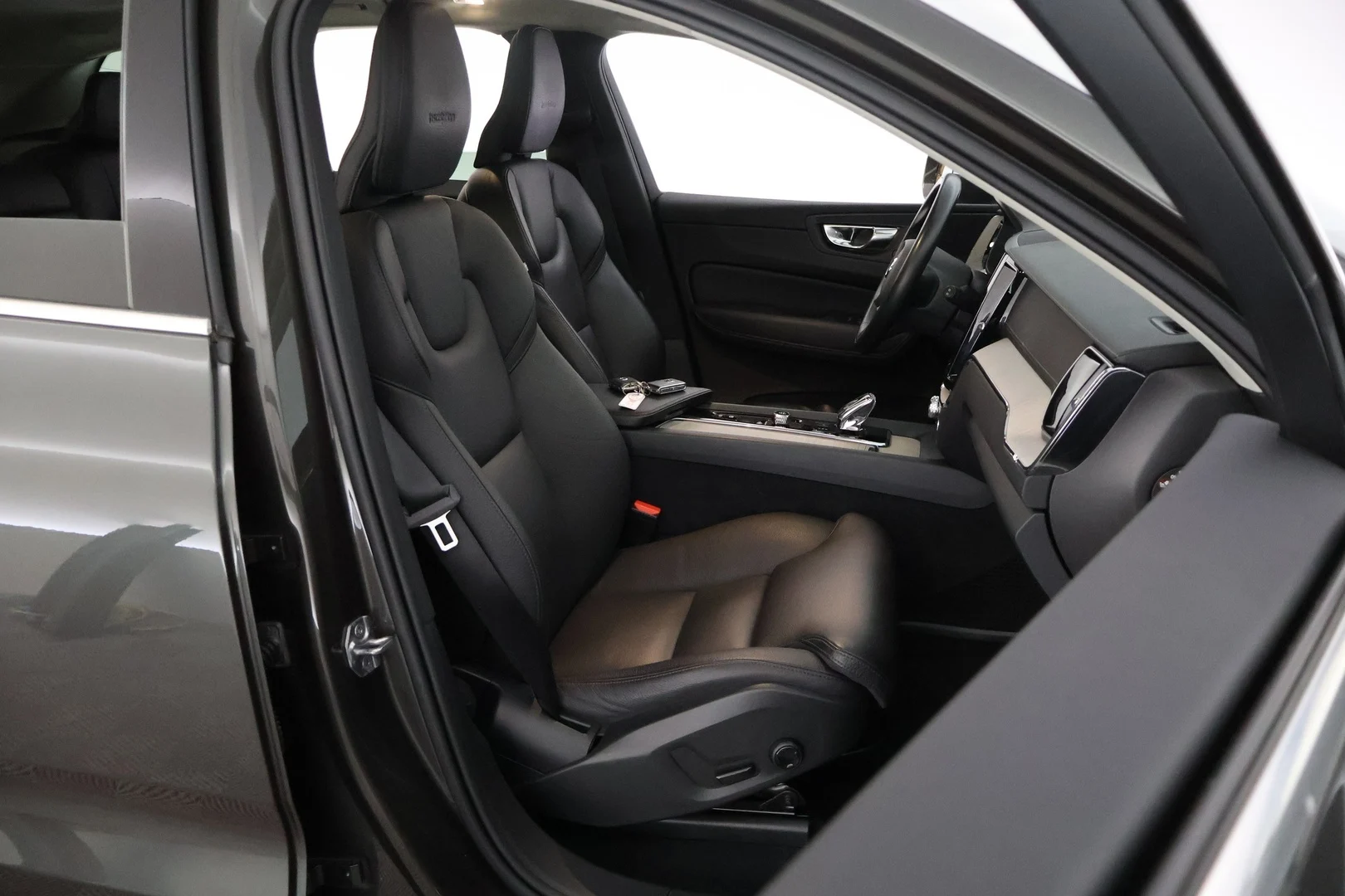 Car Image - 4m6udn0A1pp4Sm8FtWytAc