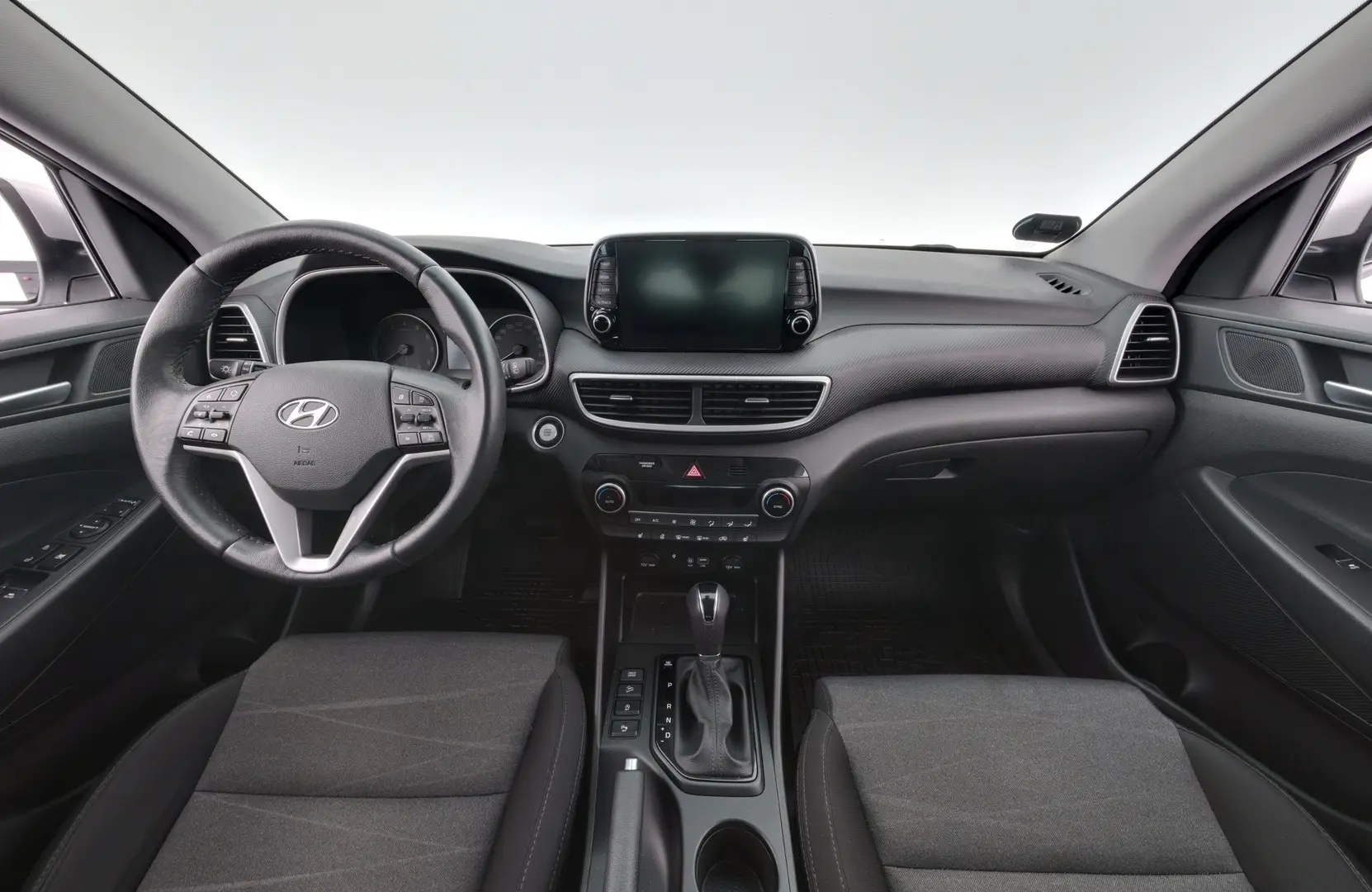 Car Image - 6CRFix35jrlwSxal4TvkbY