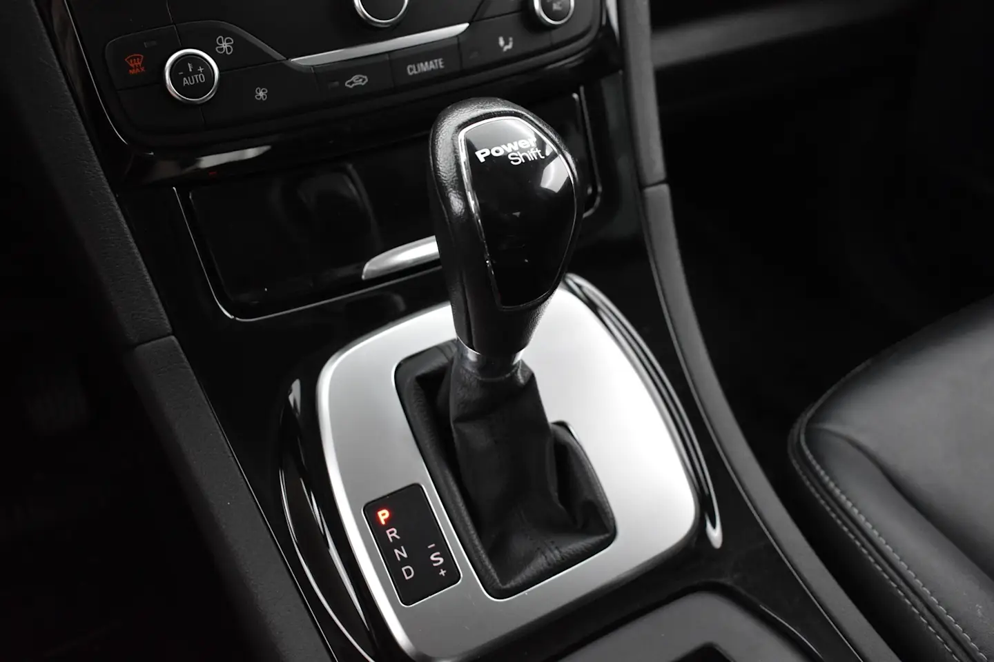 Car Image - 7iVr6pigFUO50688tdh7Tv