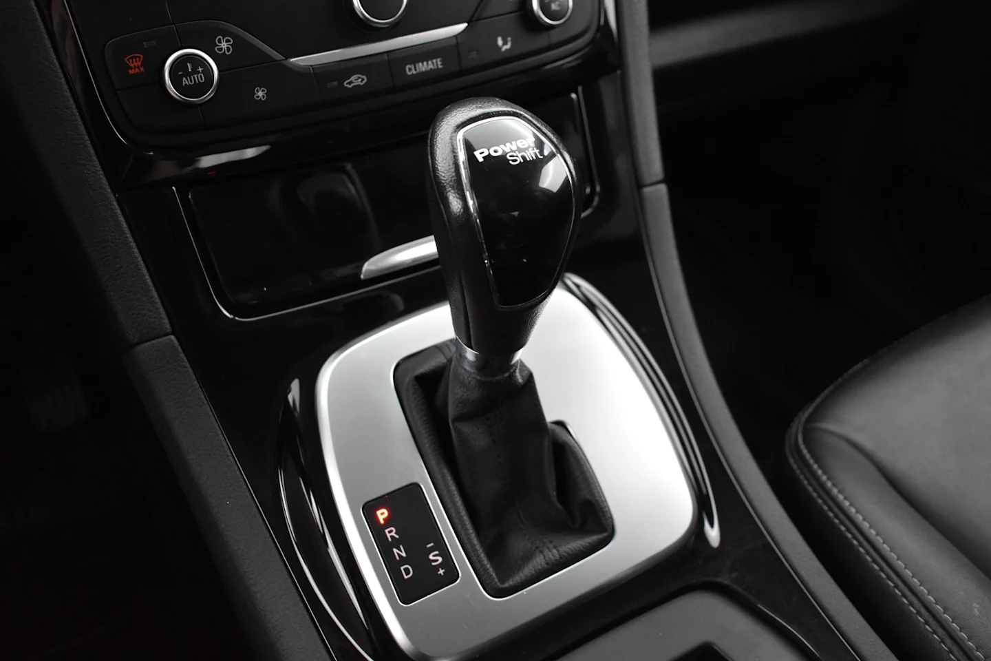 Car Image - 7iVr6pigFUO50688tdh7Tv