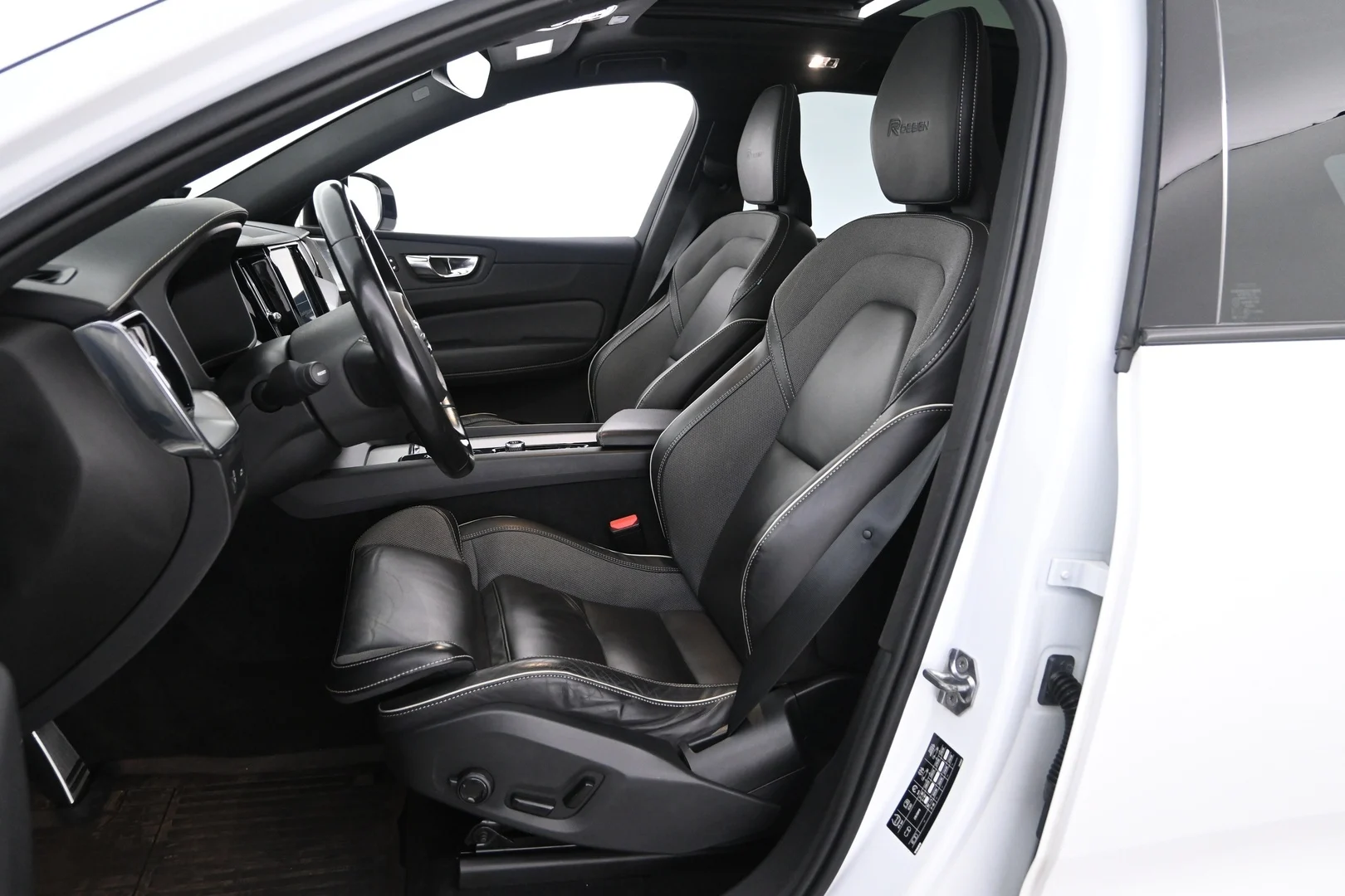 Car Image - 6kx7aPcYCgQHnkWFmrDK0E