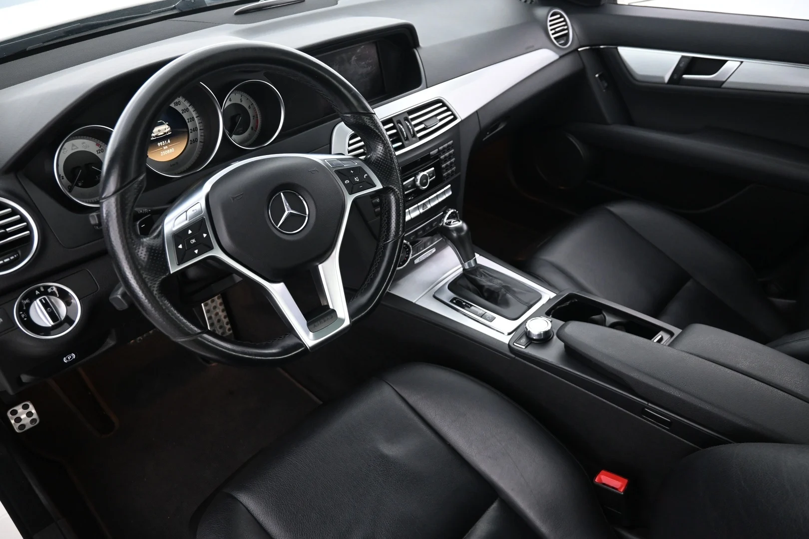 Car Image - 3giqn6cVY6g3cFEG27aydU