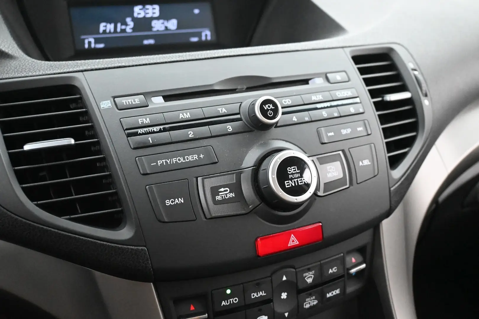 Car Image - 665W0SG5yhygYduJGhzMR1