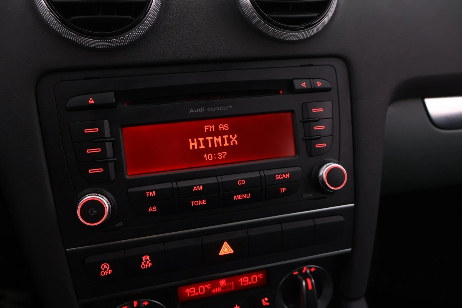 Car Image - 9B4aoiBW4abCDYBfbn4yF