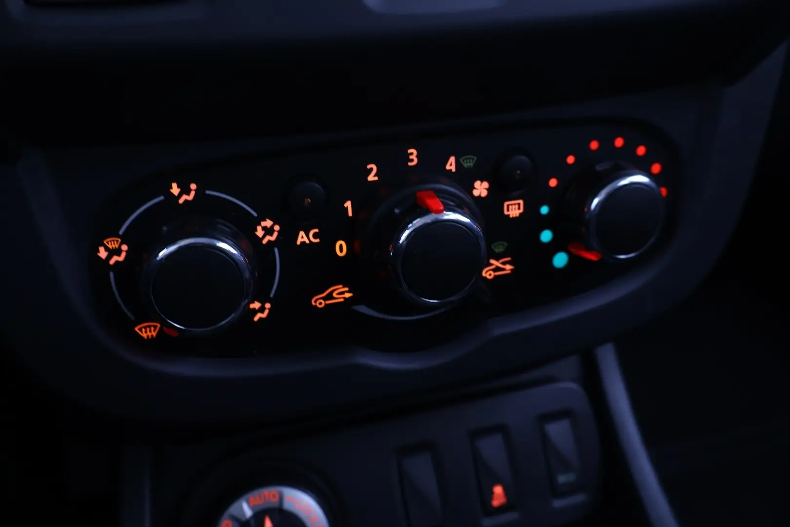 Car Image - 1tuN6yha2P3VAtXsyRX3bA