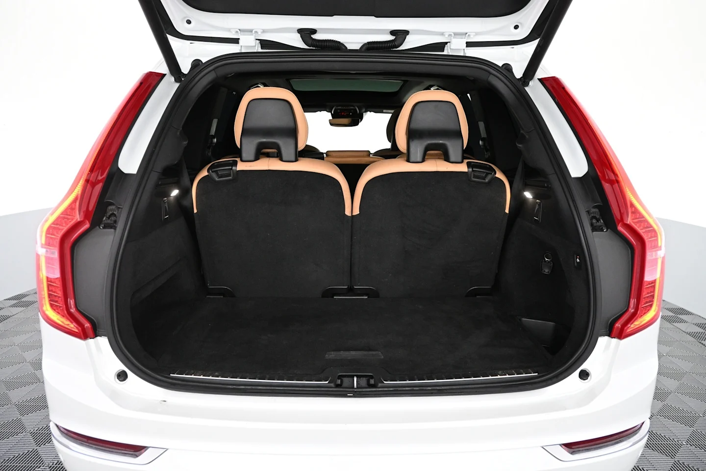 Car Image - 6WIDMzI64U3Fhi0rDoo4XV
