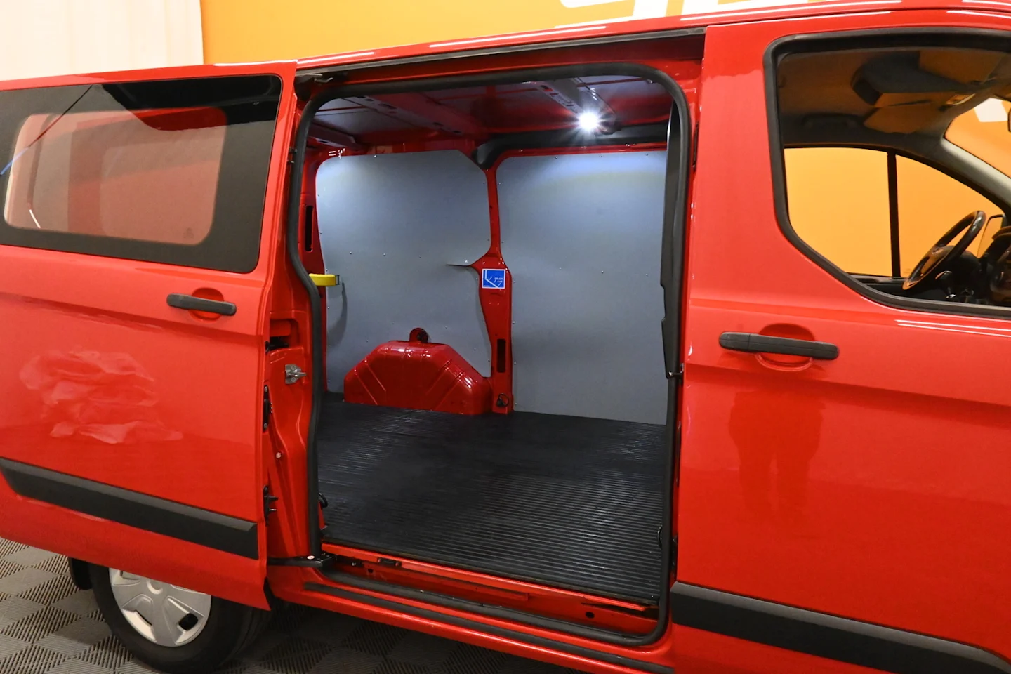 Car Image - 2LmWGcc8q3nmtbejmjh0n7
