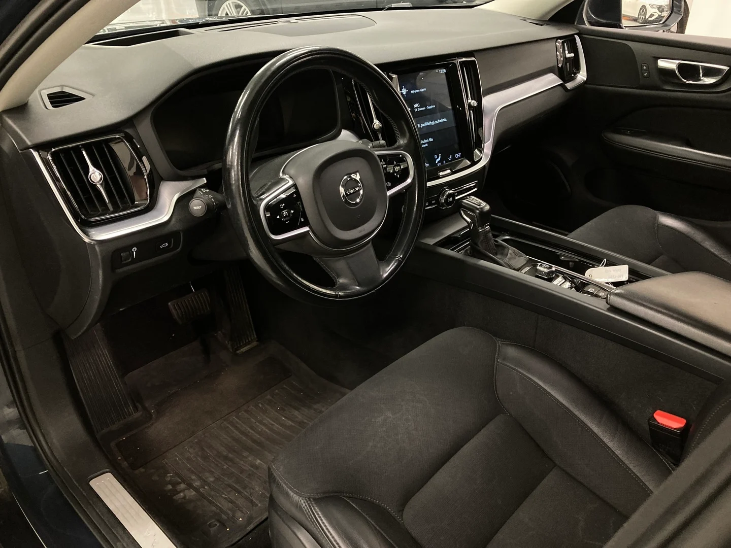 Car Image - 7H3YFGTGGn0uXx8n3YDxz8