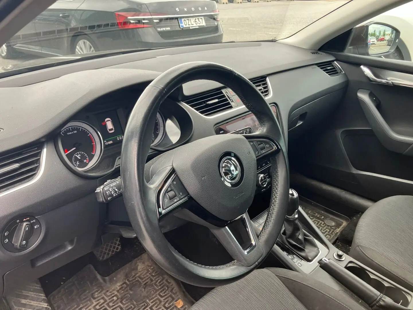 Car Image - IzWjlfXeRVg5qVTRWxS1P
