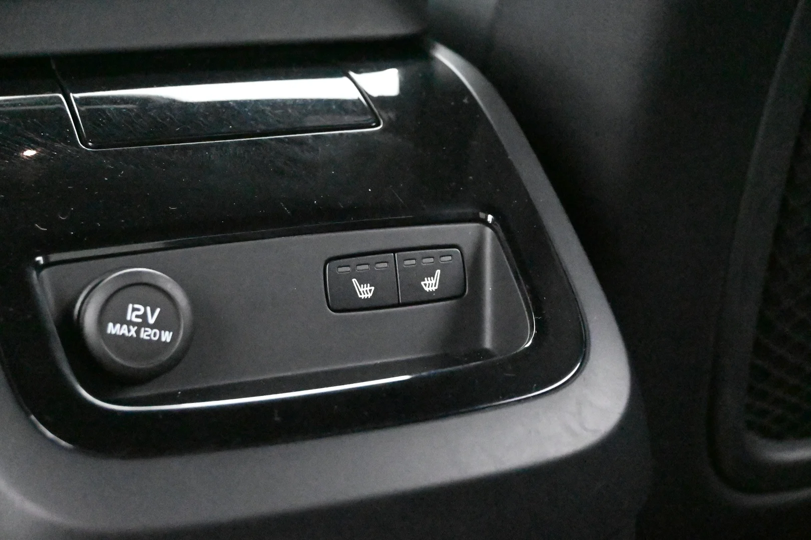 Car Image - 2q6MQuQaJgb1LMOH2yTVty