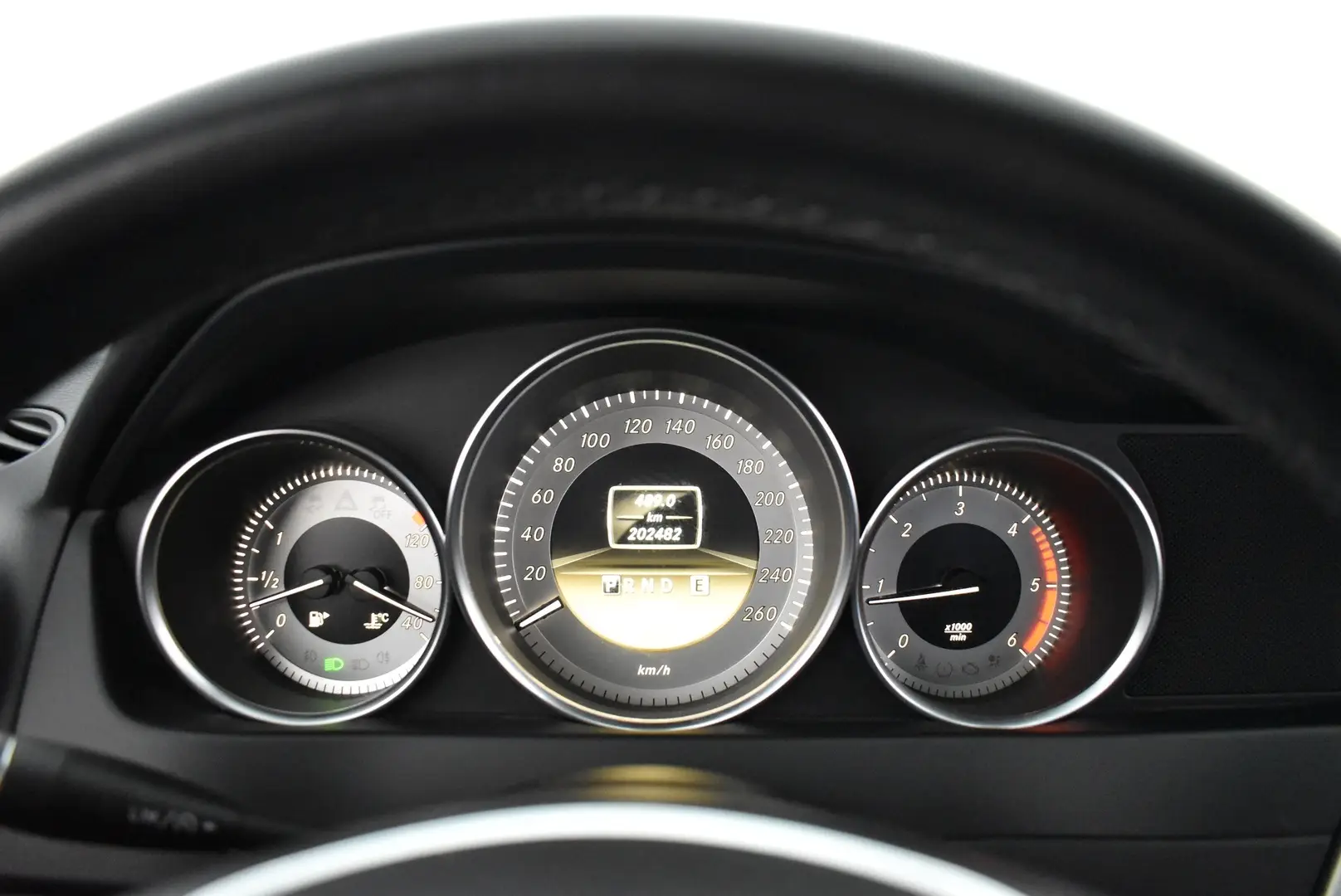 Car Image - 9pnsRtMAwZ7pae1Lvy67s