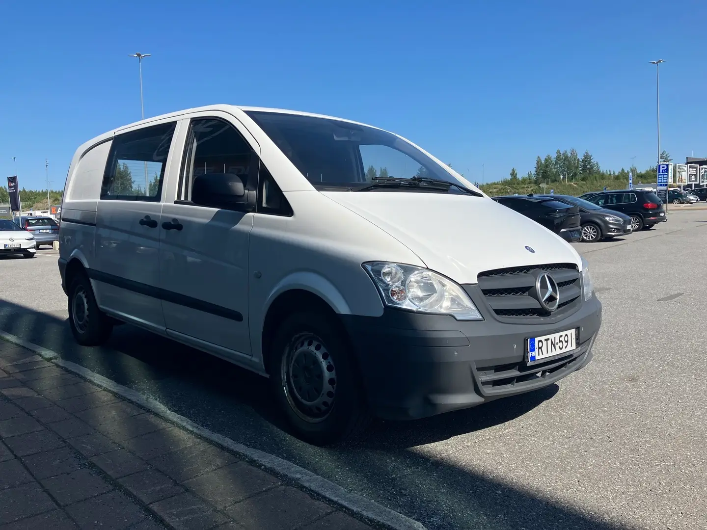 Car Image - 4v71sctTQztaYJNwJ0zI1o