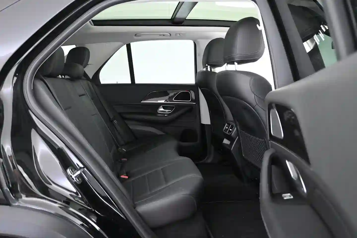 Car Image - 2kfToUqBYUsdzcRQshvHbo
