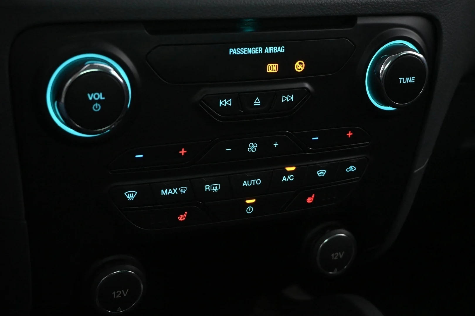 Car Image - 7itlNTRyf6N3o5XzUXWtLZ