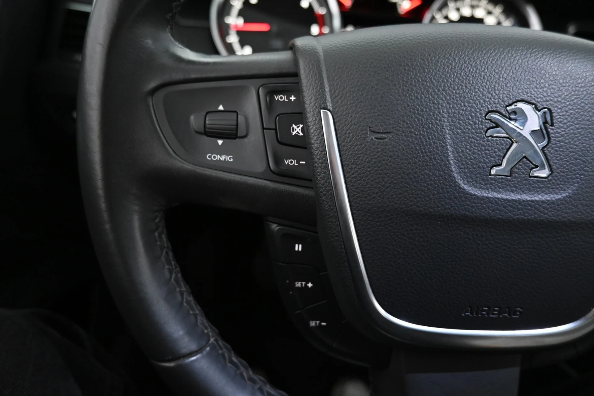 Car Image - 45DTvoiAGSA20WS12nNClK
