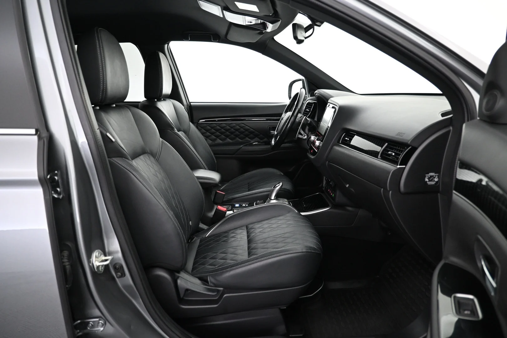 Car Image - 6o1PFmQ0DtW1bstNz14nnT